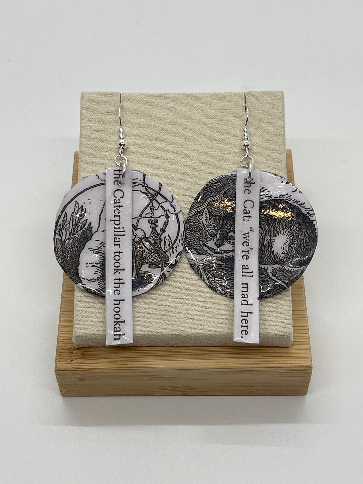 Literary Earrings: Alice in Wonderland