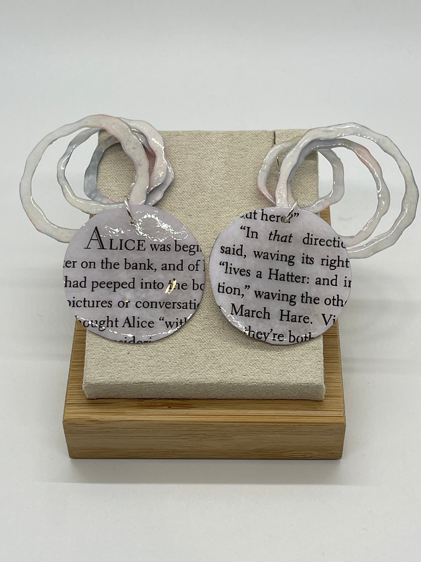 Literary Earrings: Colorful Alice